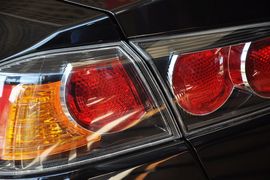2012款三菱翼神1.8L