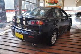 2012款三菱翼神1.8L