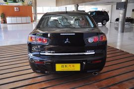 2012款三菱翼神1.8L