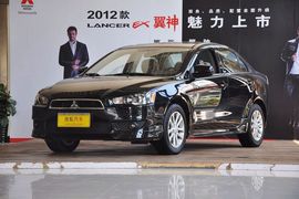 2012款三菱翼神1.8L