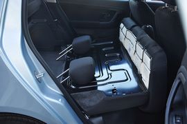 2012款斯柯达晶锐1.6L手动五周年典藏版