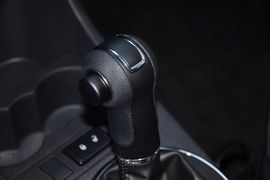 2012款斯柯达晶锐1.6L手动五周年典藏版