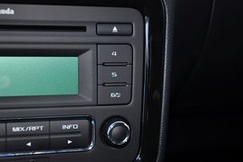 2012款斯柯达晶锐1.6L手动五周年典藏版