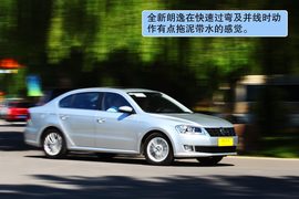 试驾大众2013款朗逸1.4TSI