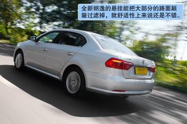 试驾大众2013款朗逸1.4TSI