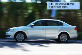 试驾大众2013款朗逸1.4TSI