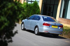 试驾大众2013款朗逸1.4TSI