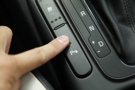 2012款东风悦达起亚K3桂林试驾实拍