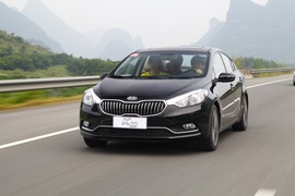 2012款东风悦达起亚K3桂林试驾实拍