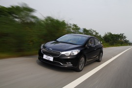 2012款东风悦达起亚K3桂林试驾实拍