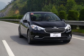 2012款东风悦达起亚K3桂林试驾实拍