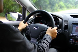 2012款东风悦达起亚K3桂林试驾实拍