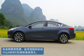 2012款东风悦达起亚K3桂林试驾实拍
