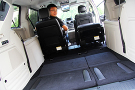 2012款克莱斯勒进口大捷龙试驾