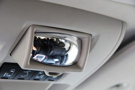 2012款克莱斯勒进口大捷龙试驾