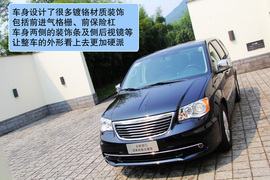 2012款克莱斯勒进口大捷龙试驾