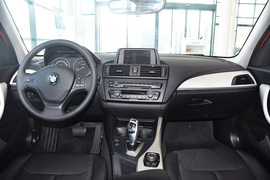 2012款宝马118i领先型