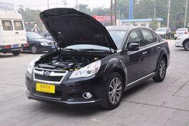 2013款斯巴鲁力狮2.5i-X豪华版