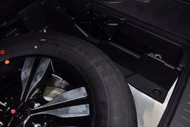 2012款起亚狮跑2.0GLS自动两驱型