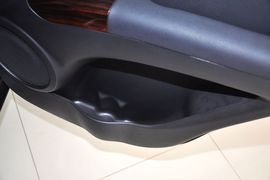 2012款起亚狮跑2.0GLS自动两驱型