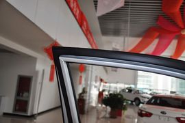 2012款起亚狮跑2.0GLS自动两驱型