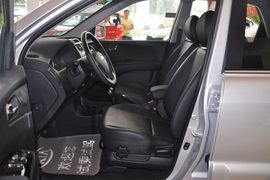 2012款起亚狮跑2.0GLS自动两驱型