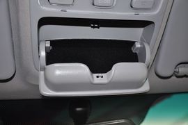 2012款起亚狮跑2.0GLS自动两驱型