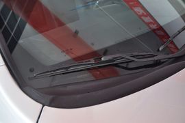 2012款起亚狮跑2.0GLS自动两驱型