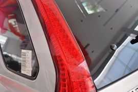 2012款起亚狮跑2.0GLS自动两驱型