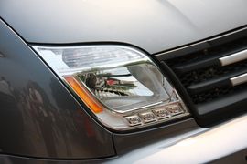 无锡试乘上汽大通V80