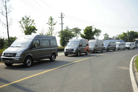 无锡试乘上汽大通V80