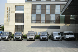 无锡试乘上汽大通V80