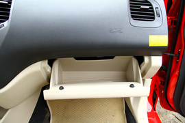 2012款吉利英伦SC6