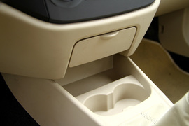 2012款吉利英伦SC6