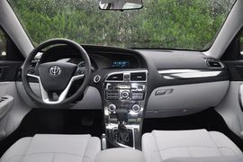 2012款中华H530