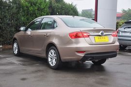 2012款中华H530