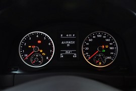 2012款大众途观2.0TSI旗舰版