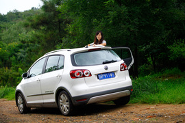 2011款进口大众CrossGolf试驾实拍