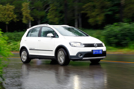 2011款进口大众CrossGolf试驾实拍