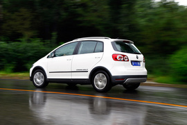 2011款进口大众CrossGolf试驾实拍