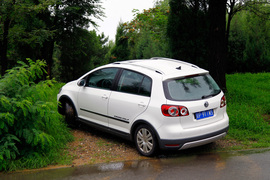 2011款进口大众CrossGolf试驾实拍