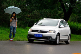 2011款进口大众CrossGolf试驾实拍