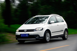 2011款进口大众CrossGolf试驾实拍