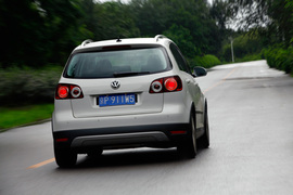 2011款进口大众CrossGolf试驾实拍