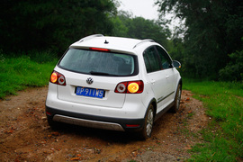 2011款进口大众CrossGolf试驾实拍