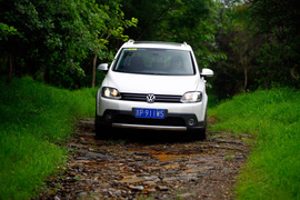 2011款进口大众CrossGolf试驾实拍