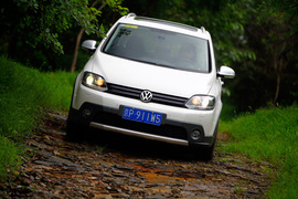 2011款进口大众CrossGolf试驾实拍