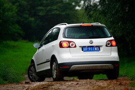 2011款进口大众CrossGolf试驾实拍