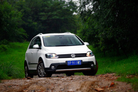 2011款进口大众CrossGolf试驾实拍