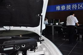 2012款华泰圣达菲1.8T手动导航版